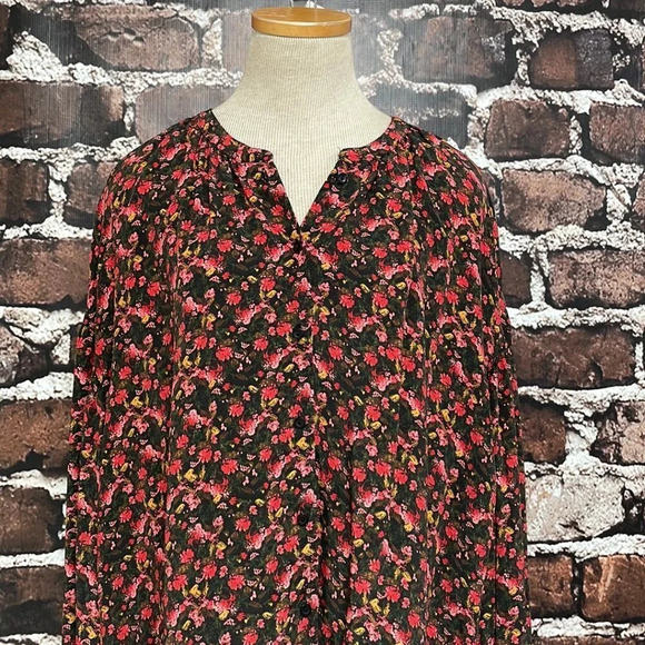 Something Navy Blouse Button Up Shirt Long Sleeve Red Pink Floral Size Large - Picture 6 of 14